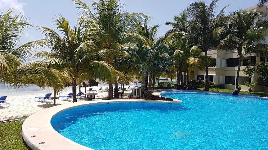 Apartament Cancun Beachfront 417